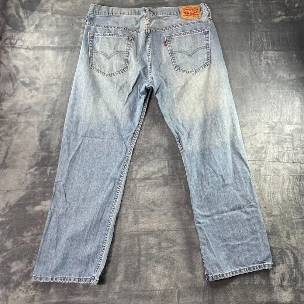 Levi's 569 Jeans Mens 36x30 Fits 38x30 Blue light Wash Straight Relaxed Denim